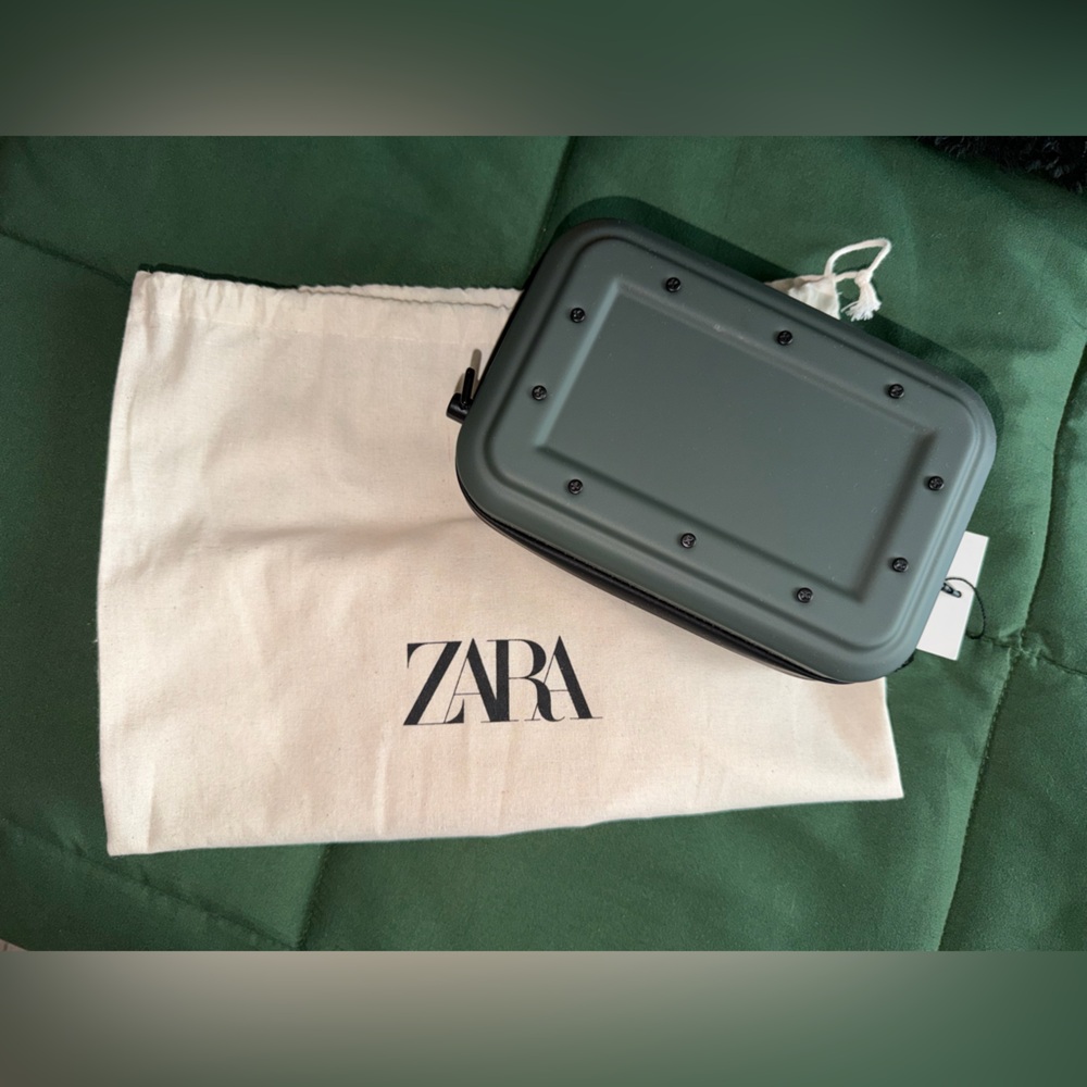 Zara Men's Green Bag